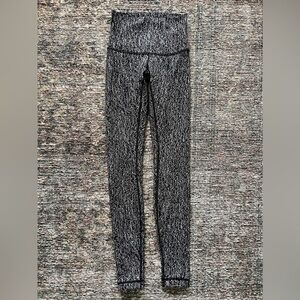 Lululemon 2 Black and White Align Stretch Pant 30" T30416 leggings compression